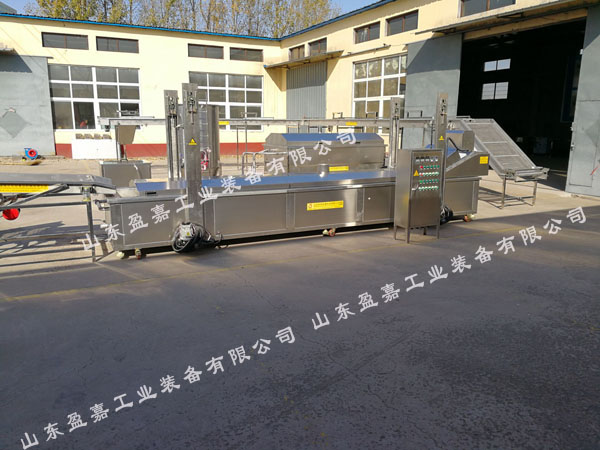 特色傳統(tǒng)名菜小酥肉油炸機,里脊肉油炸流水線